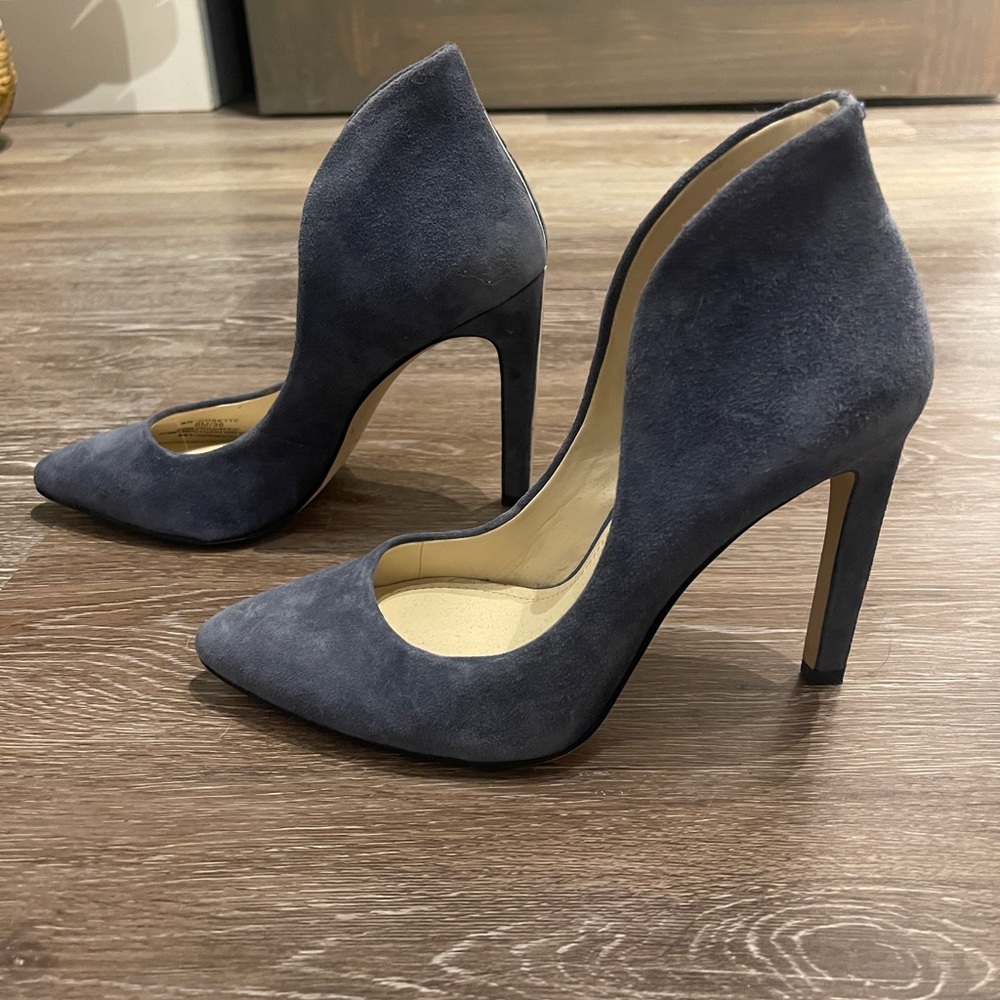 BCBG Blue Suede 4 inch heel worn once indoors only